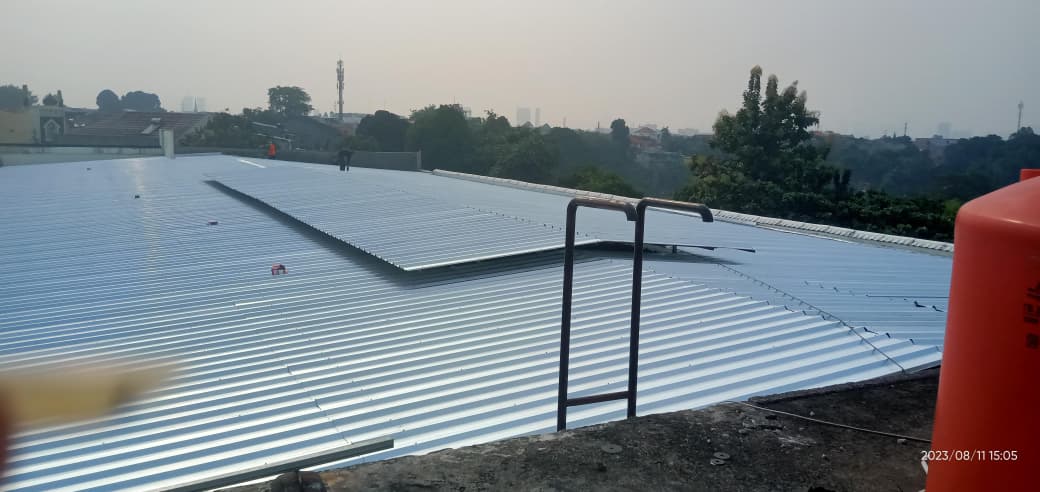 Konstruksi Rangka Baja Ringan Bangunan Kantor Proyek